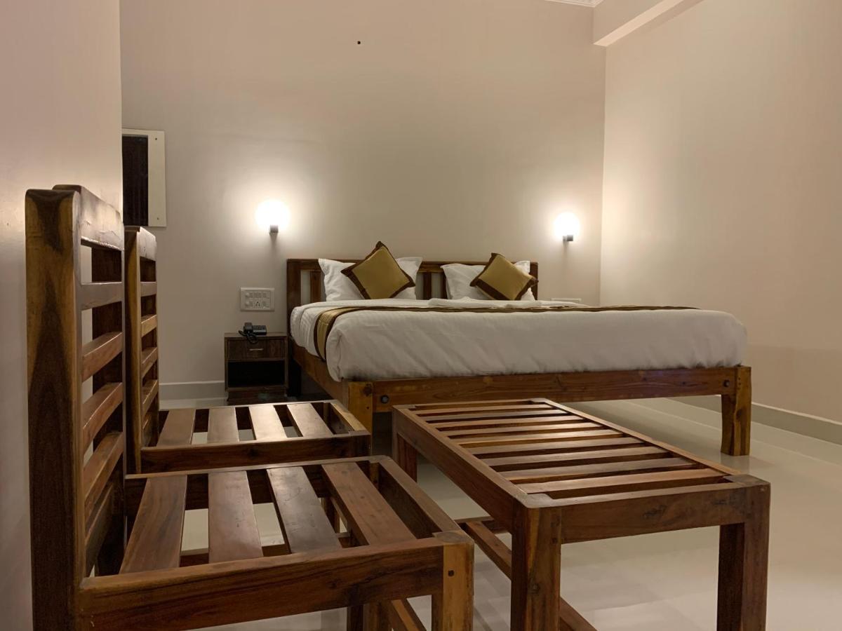 Hotel Rani And Rani Residency بونديتْشيري المظهر الخارجي الصورة