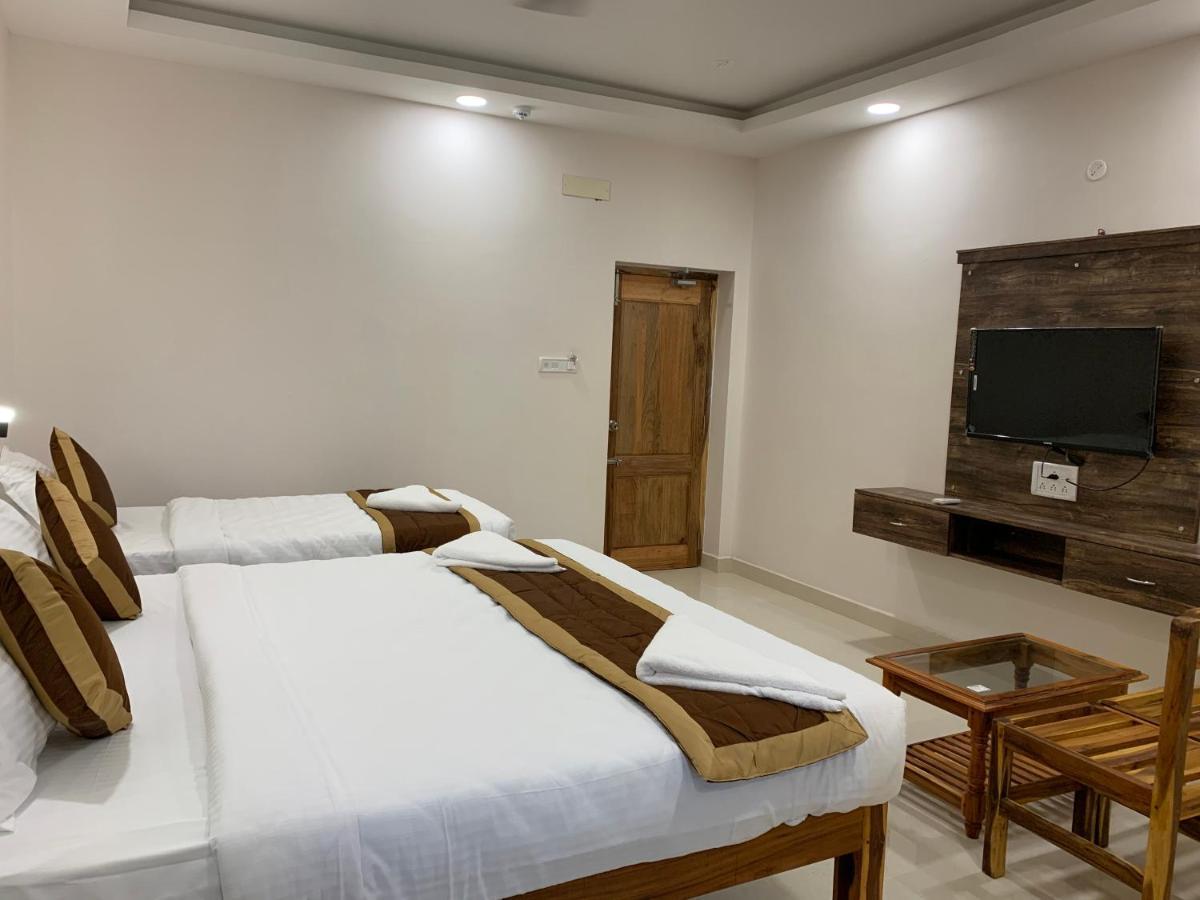 Hotel Rani And Rani Residency بونديتْشيري المظهر الخارجي الصورة