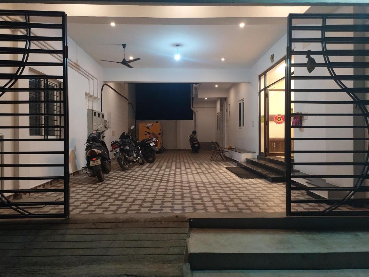 Hotel Rani And Rani Residency بونديتْشيري المظهر الخارجي الصورة