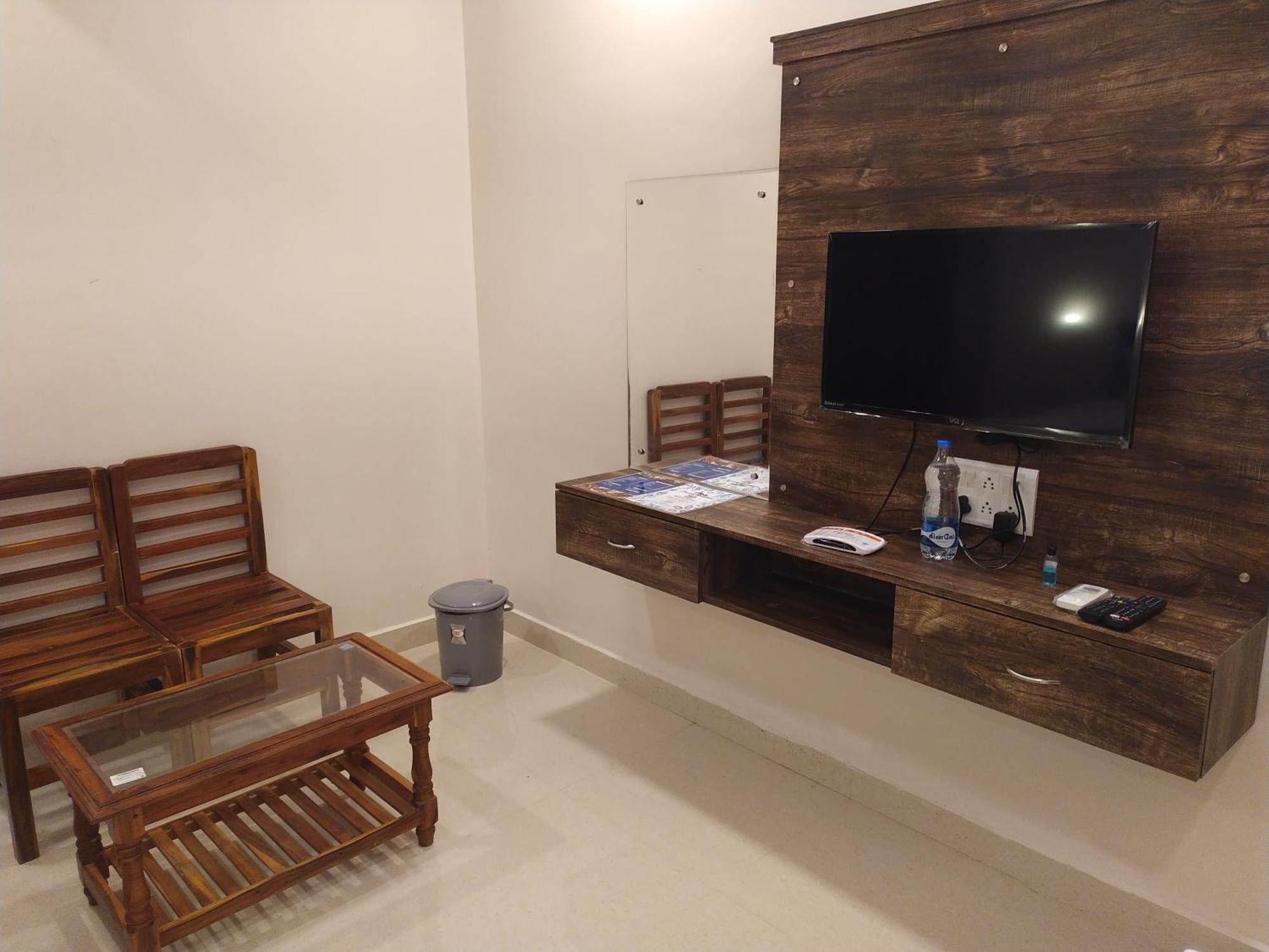 Hotel Rani And Rani Residency بونديتْشيري المظهر الخارجي الصورة