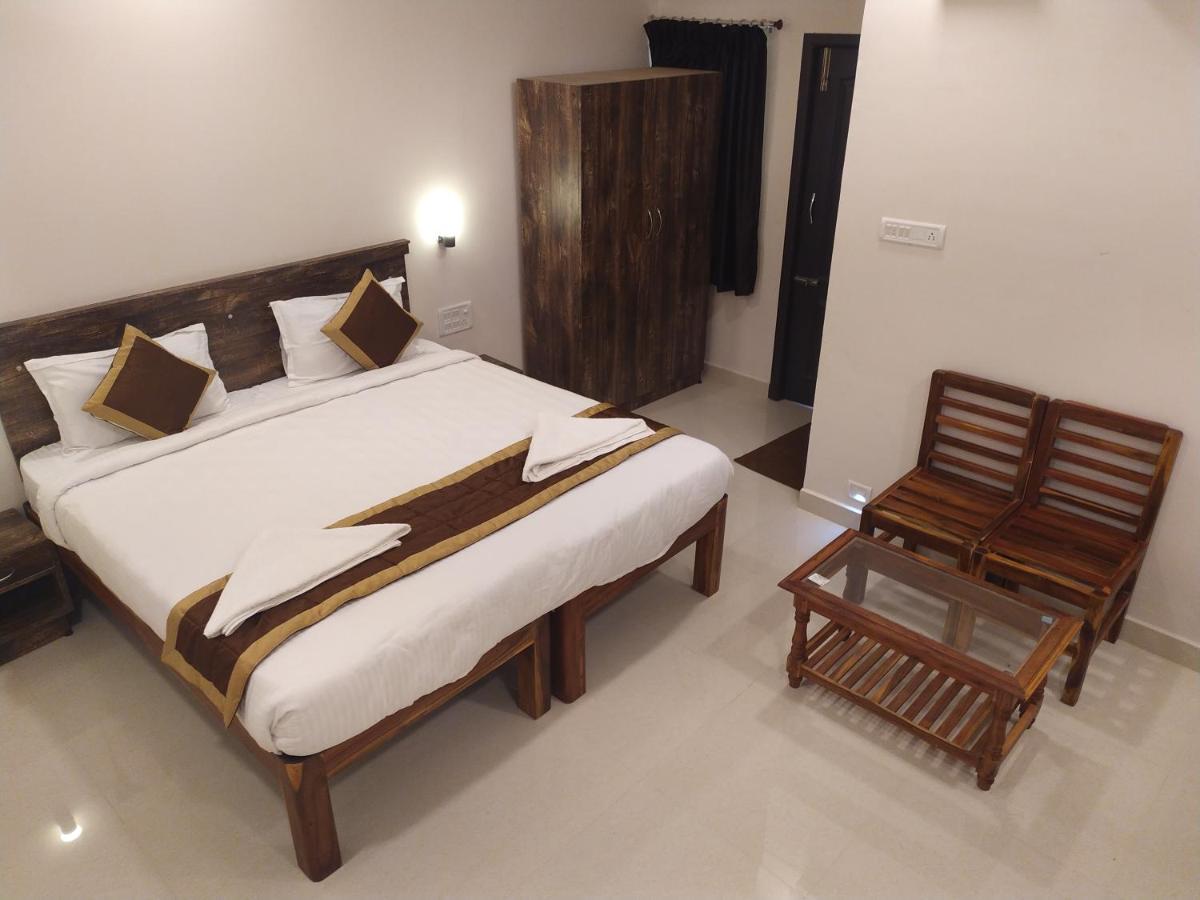 Hotel Rani And Rani Residency بونديتْشيري المظهر الخارجي الصورة