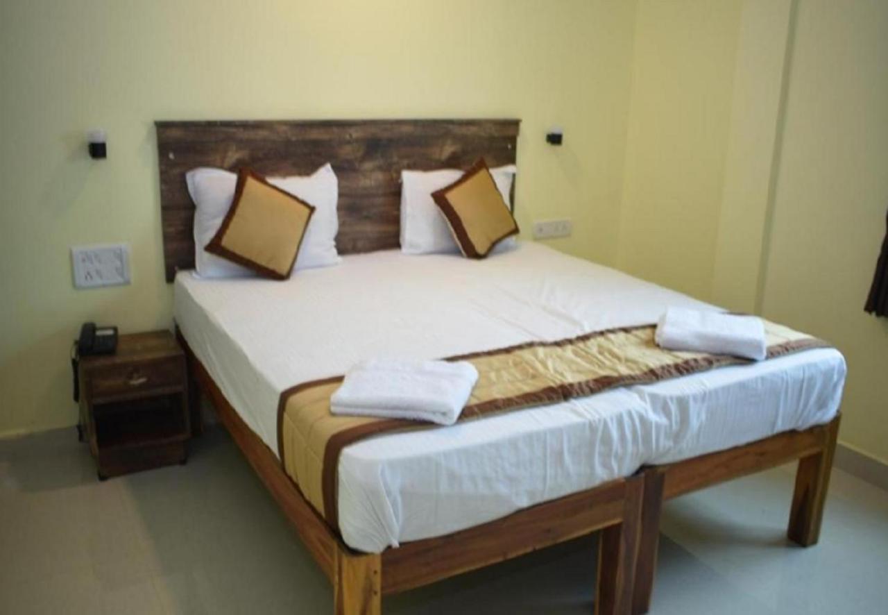 Hotel Rani And Rani Residency بونديتْشيري المظهر الخارجي الصورة
